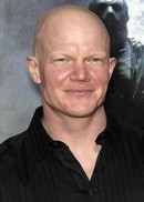 Foto de Derek Mears